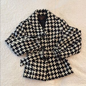 Chadwicks Black and White Houndstooth Blazer